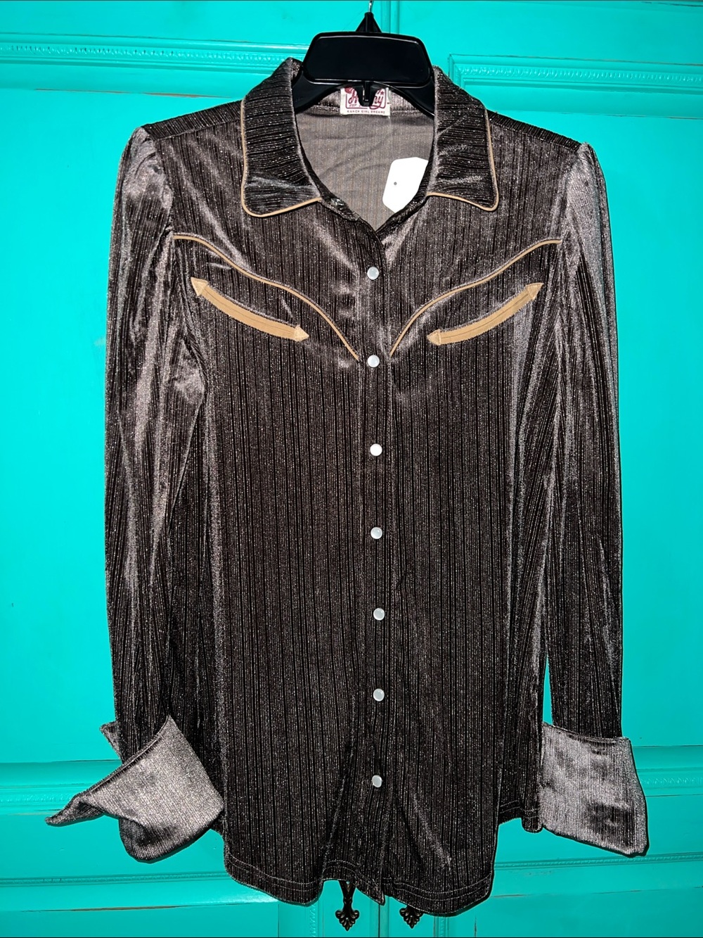 Vintage-Inspired Brown Velvet Button-Up Top with Contrast Trim